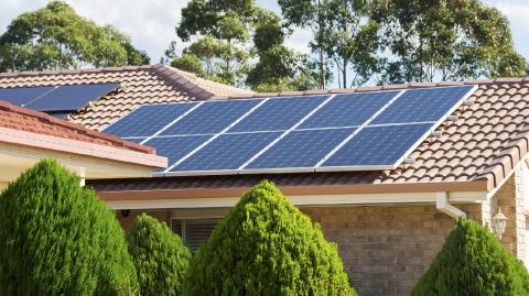 découvrez toutes les aides financières pour électriciens en 2025 : subventions, primes à la formation, dispositifs d’accompagnement et conseils pour bien en profiter.