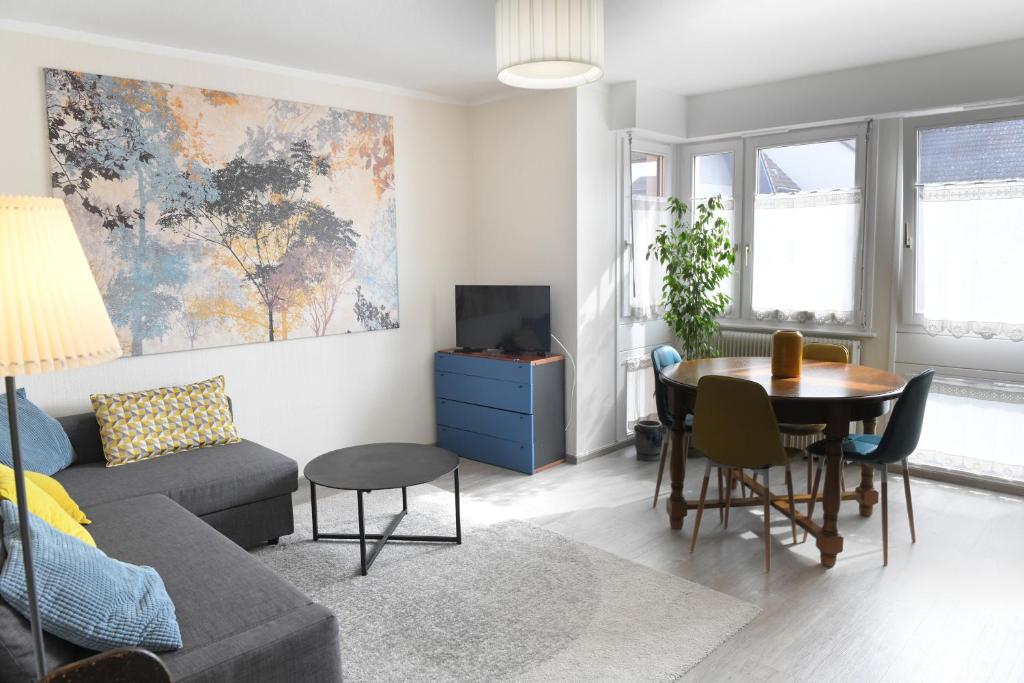 trouvez un artisan qualifié pour tous vos travaux d'appartement : rénovation, aménagement, décoration et réparations. service rapide et fiable, devis gratuit.
