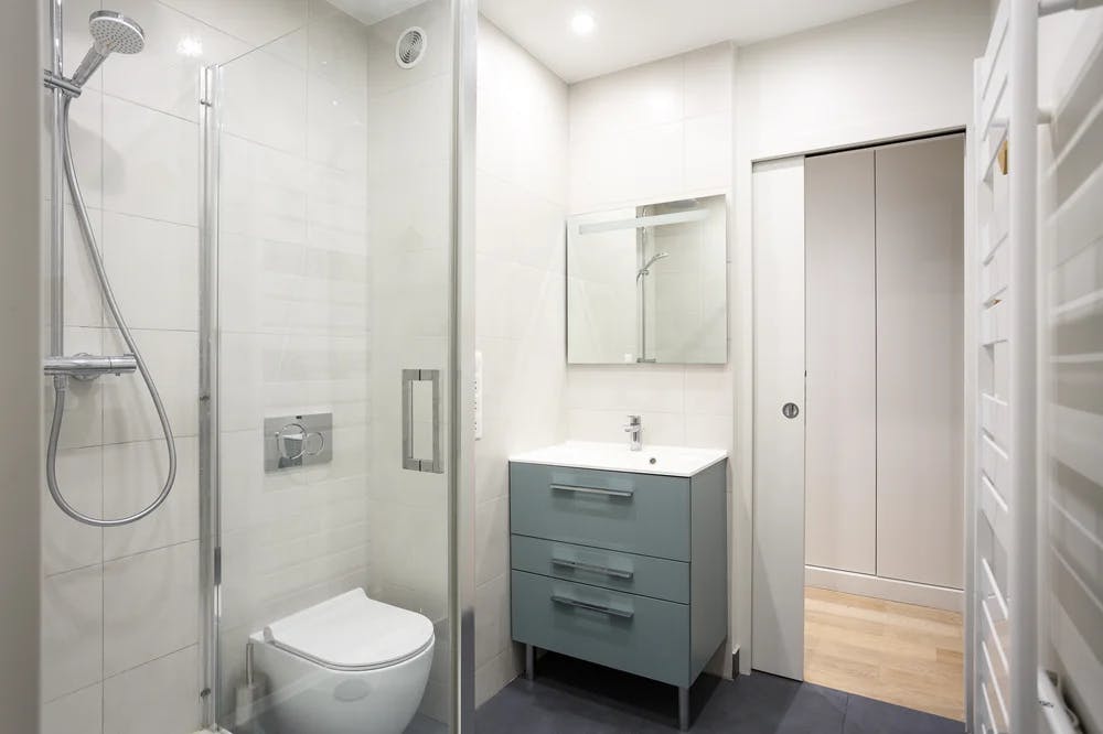 obtenez rapidement un devis personnalisé pour la rénovation de votre salle de bain. comparez les prix et trouvez les meilleures solutions pour transformer votre espace selon vos besoins et votre budget.