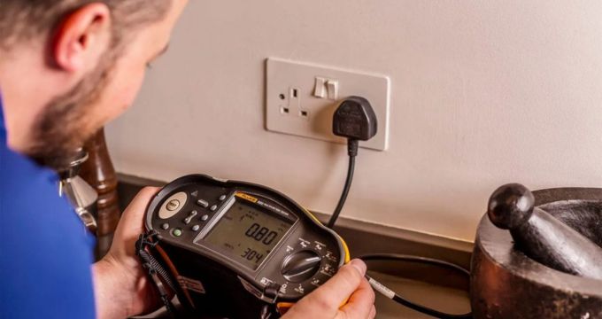 besoin d'un &eacute;lectricien &agrave; montrouge ? installation, d&eacute;pannage, r&eacute;novation &eacute;lectrique : nos experts interviennent rapidement pour tous vos besoins en &eacute;lectricit&eacute; &agrave; montrouge. devis gratuit et conseils personnalis&eacute;s.