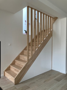 trouvez un menuisier professionnel dans le 92 pour tous vos travaux de menuiserie : fabrication, pose et rénovation de portes, fenêtres, escaliers et meubles sur mesure. devis gratuit et intervention rapide.
