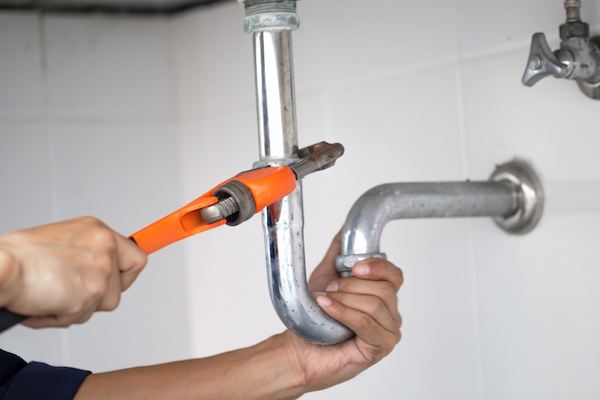 besoin d&rsquo;un plombier &agrave; montrouge ? profitez d&rsquo;interventions rapides et efficaces pour tous vos d&eacute;pannages, installations et urgences de plomberie. devis gratuit et service de qualit&eacute; !