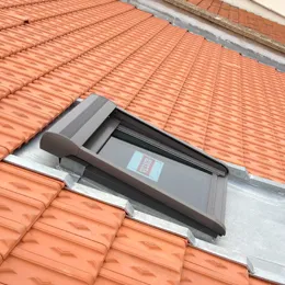 vous cherchez un spécialiste de la pose de fenêtres à montrouge ? profitez d'une installation sur mesure, rapide et professionnelle pour améliorer l'isolation et l'esthétique de votre habitat. devis gratuit !