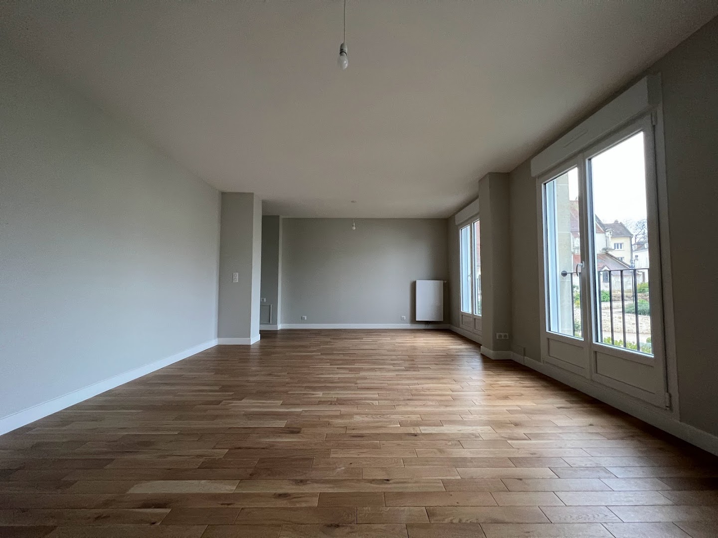 d&eacute;couvrez les prix des travaux de peinture &agrave; montrouge : tarifs au m&sup2;, estimation gratuite, conseils pour votre projet et s&eacute;lection des meilleurs peintres locaux.