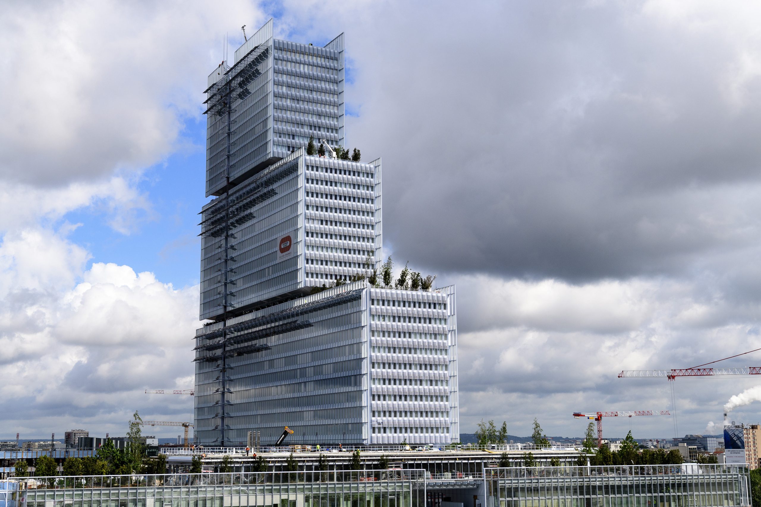découvrez nos services de rénovation pour bâtiments : transformation, modernisation et amélioration de vos espaces. expertise, qualité et accompagnement sur-mesure pour tous vos projets de réno bâtiment.