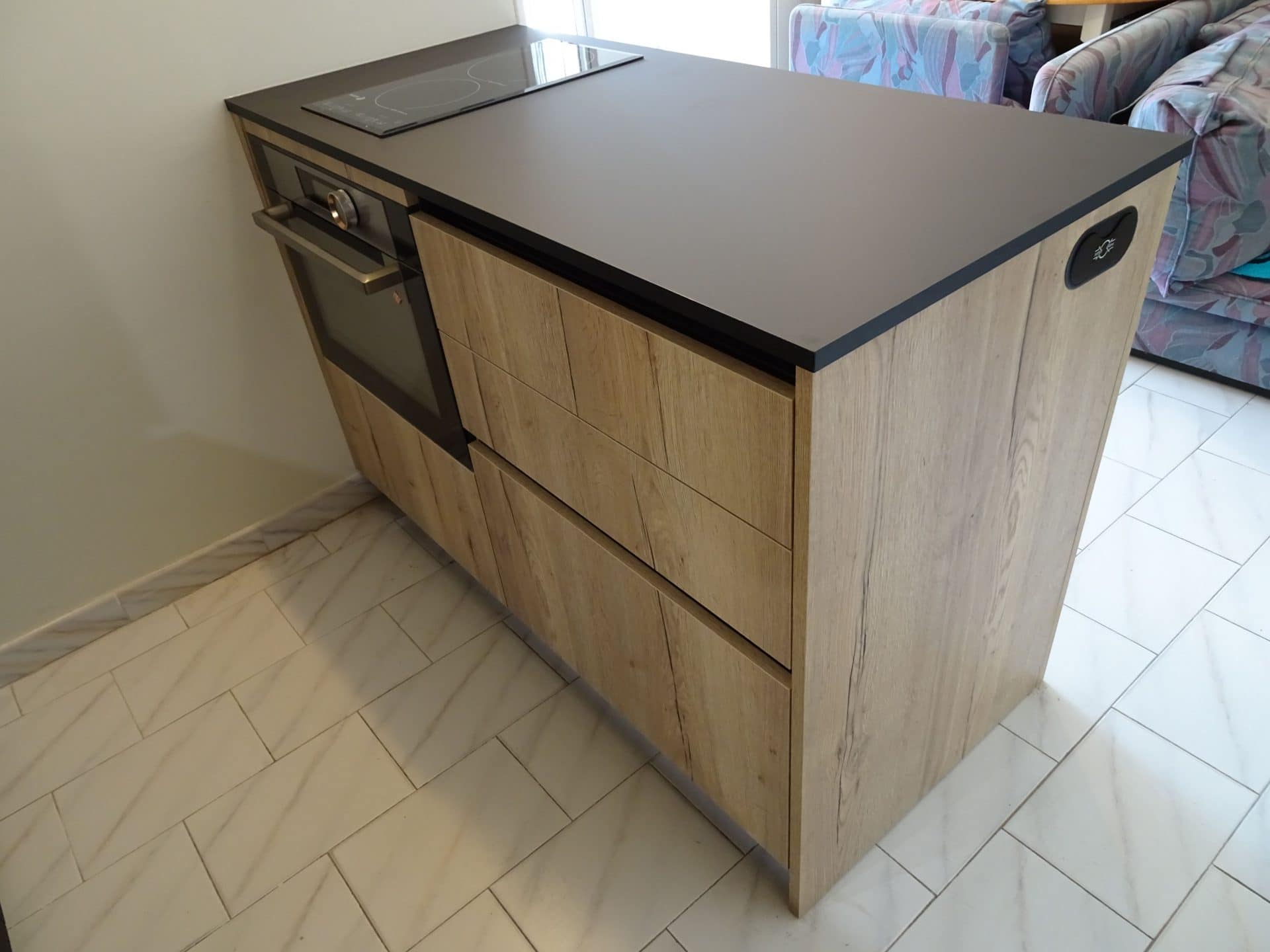 confiez la r&eacute;novation de votre cuisine &agrave; montrouge &agrave; des sp&eacute;cialistes. conseils personnalis&eacute;s, mat&eacute;riaux de qualit&eacute; et transformations sur mesure pour une cuisine moderne et fonctionnelle.