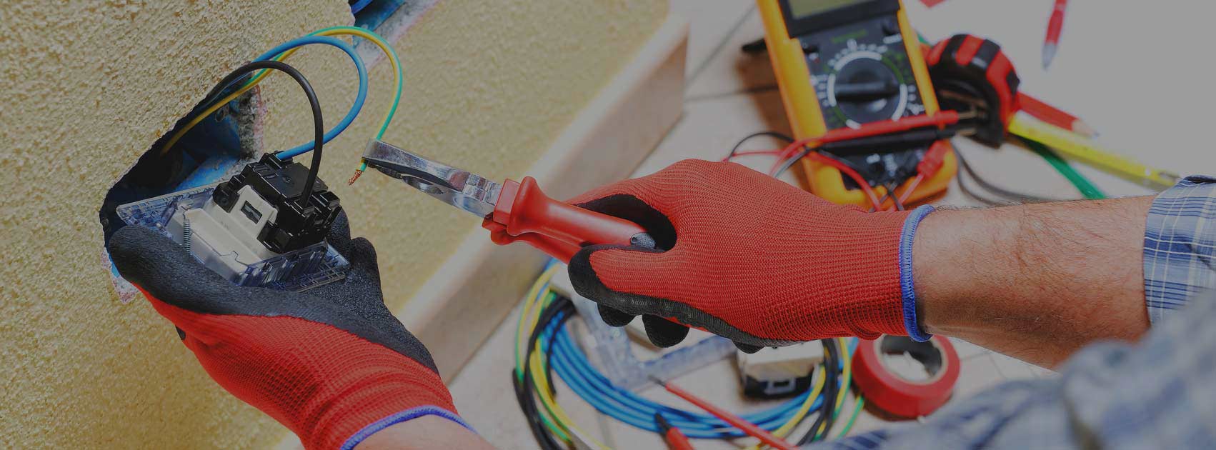 confiez votre rénovation électrique à montrouge à des experts. mise aux normes, sécurité et modernisation de vos installations électriques pour particuliers et professionnels. devis gratuit.