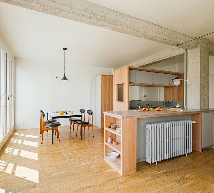 entreprise spécialisée en rénovation à montrouge : travaux de rénovation intérieure, extérieure, appartements et maisons. devis gratuit et prestations de qualité pour moderniser votre bien.