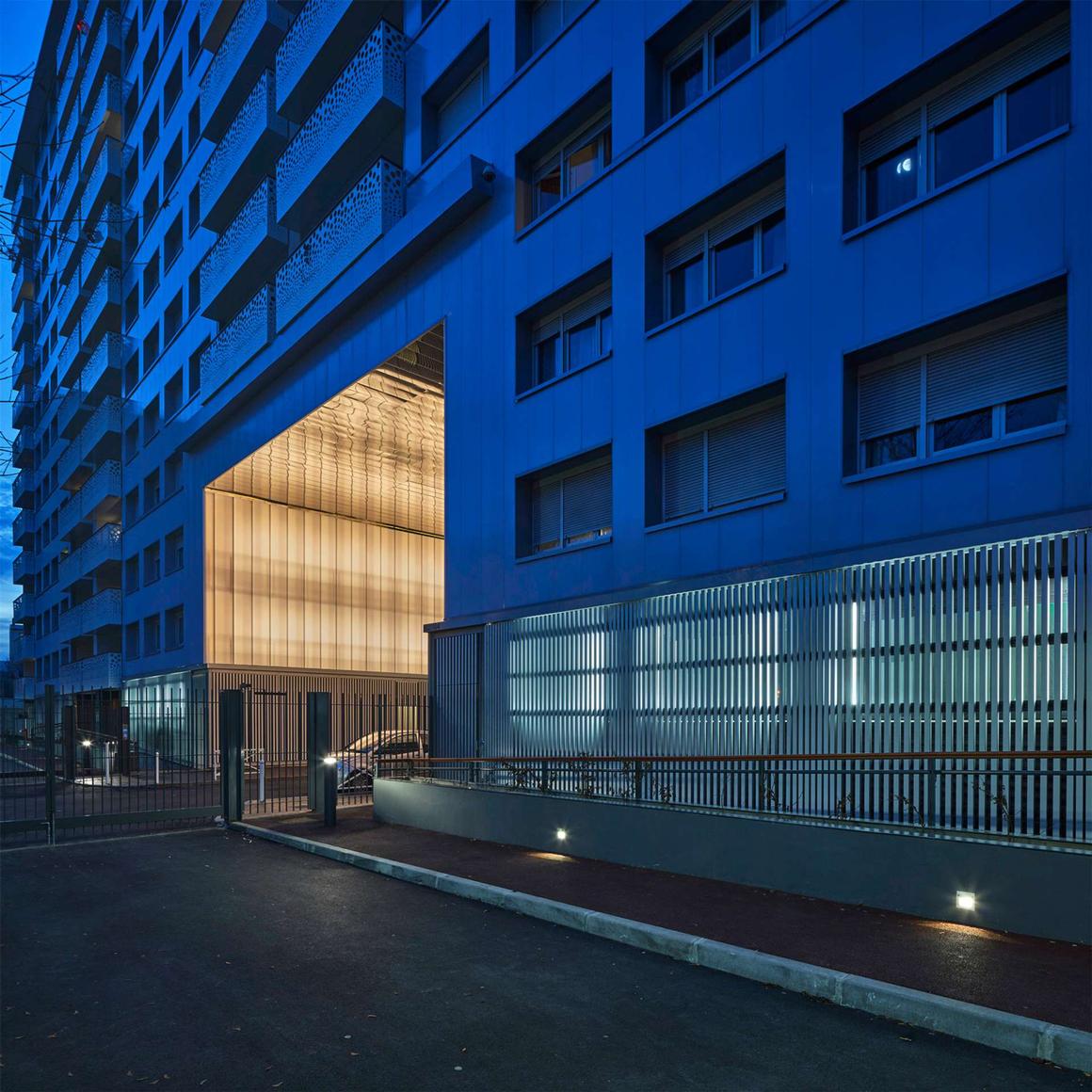 confiez vos travaux de rénovation à montrouge 92120 à une équipe professionnelle : rénovation intérieure, extérieure, appartements et maisons. devis gratuit et accompagnement personnalisé.