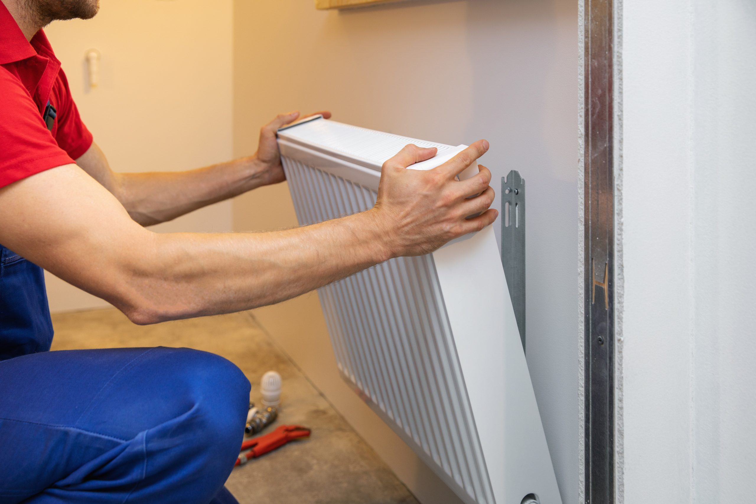 trouvez un technicien qualifi&eacute; &agrave; montrouge pour tous vos besoins en r&eacute;paration, installation ou maintenance. service rapide, professionnel et &agrave; proximit&eacute; pour particuliers et entreprises.