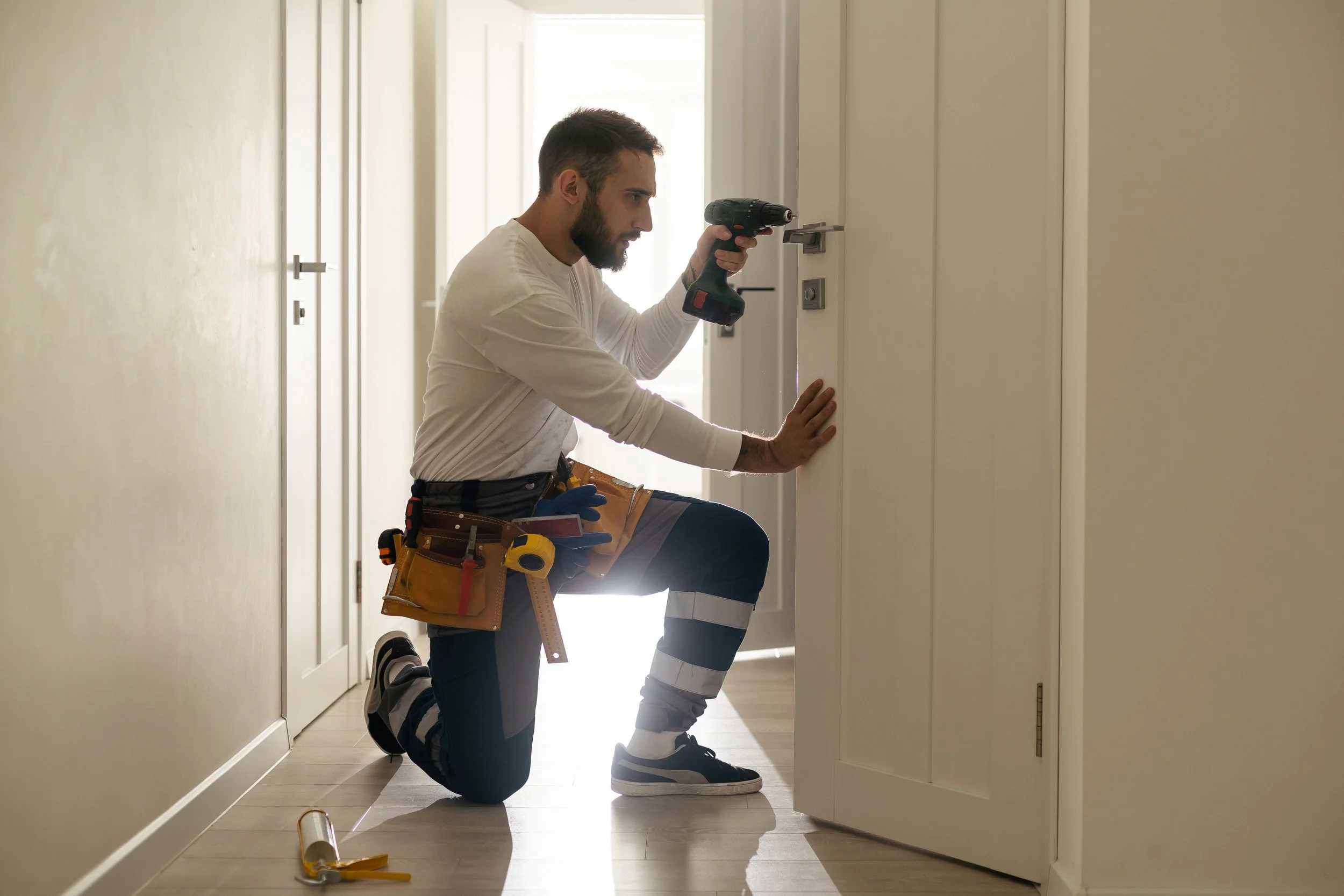 besoin d'une intervention rapide pour une clé cassée à montrouge ? nos serruriers interviennent en urgence 24h/24 pour extraire votre clé et sécuriser votre serrure. service fiable et rapide !