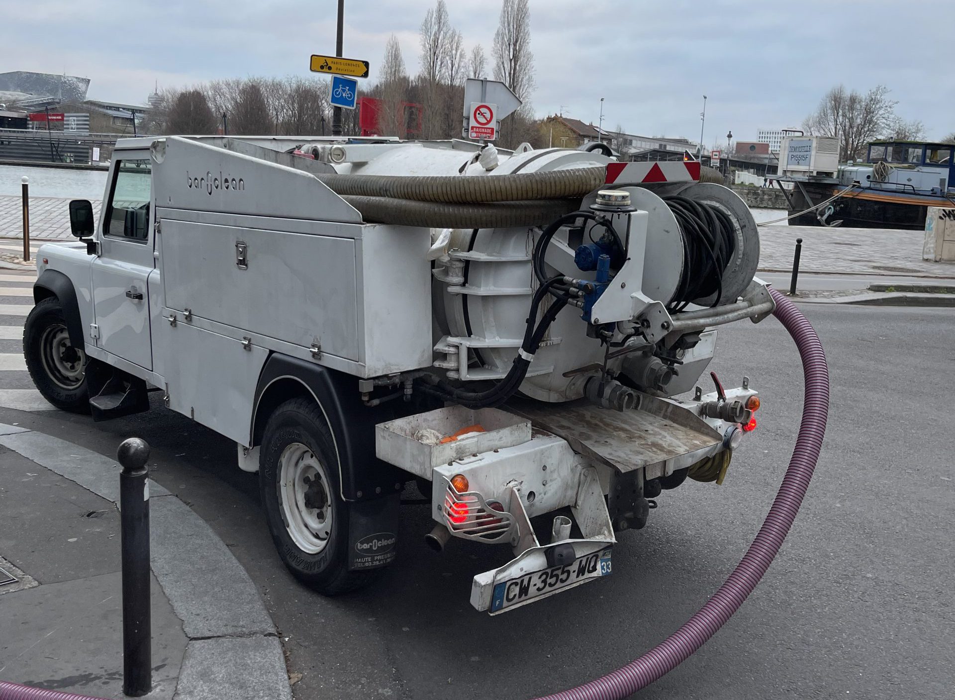 débouchage de canalisation à montrouge : intervention rapide pour éliminer tout bouchon. service professionnel, devis gratuit et solutions efficaces pour retrouver des canalisations fluides.