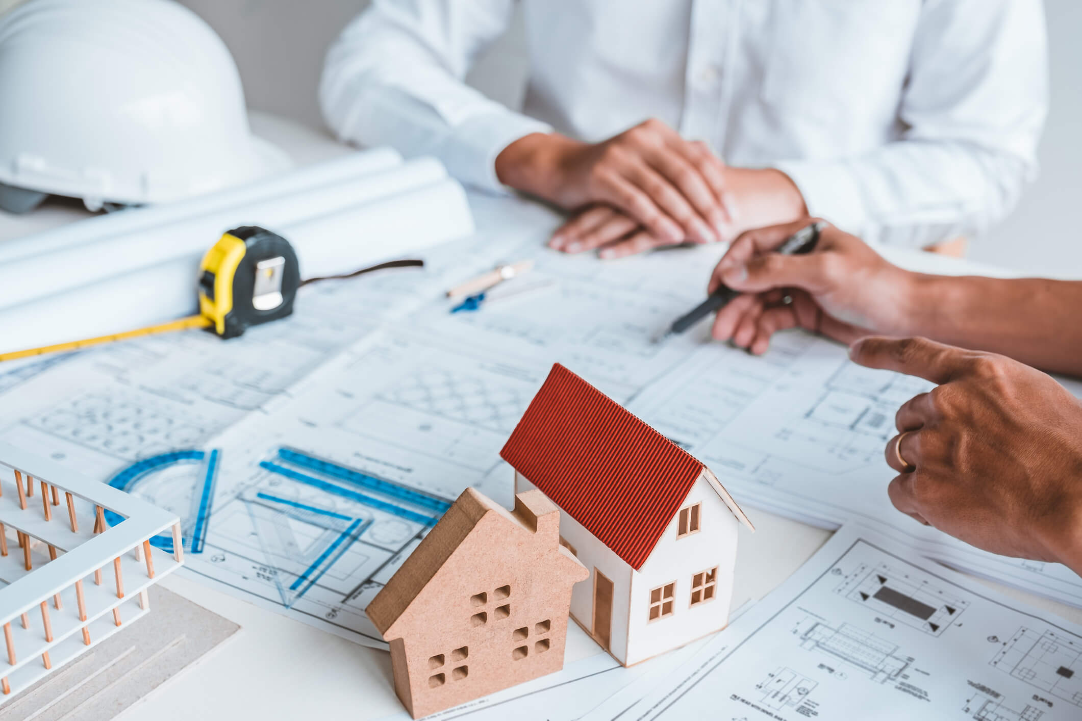 découvrez nos conseils pour choisir un professionnel de la rénovation qualifié et fiable. suivez nos astuces pour assurer le succès de vos travaux et garantir un résultat à la hauteur de vos attentes.