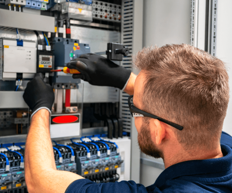 trouvez un électricien qualifié à montrouge pour tous vos dépannages, installations et mises aux normes électriques. intervention rapide, services fiables et devis gratuit.