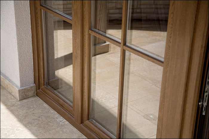 d&eacute;couvrez des fen&ecirc;tres pvc de qualit&eacute; &agrave; montrouge : isolation optimale, robustesse et design moderne. installation rapide, devis gratuit et conseils personnalis&eacute;s pour vos projets de r&eacute;novation ou construction.