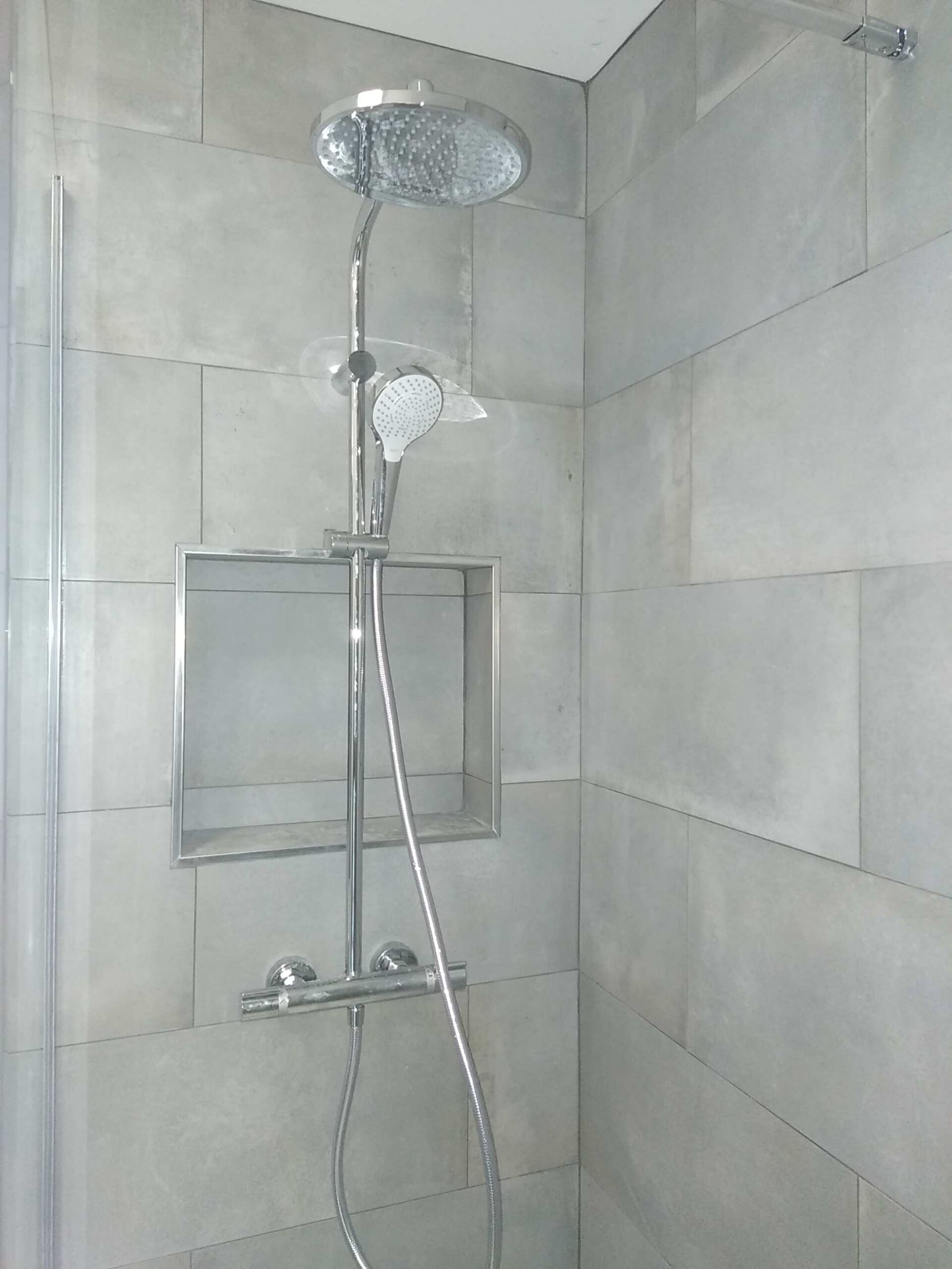 modernisez votre salle de bain à montrouge avec des solutions contemporaines, esthétiques et fonctionnelles. bénéficiez de conseils d’experts et d’une rénovation sur-mesure pour transformer votre espace selon vos envies.
