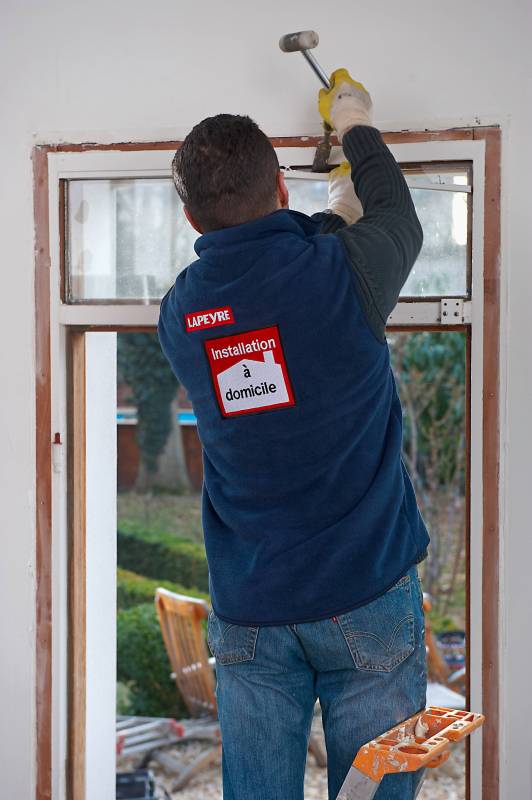 découvrez les étapes essentielles pour la pose de fenêtres à montrouge : conseils pratiques, déroulement du chantier et astuces pour une installation réussie de vos menuiseries.