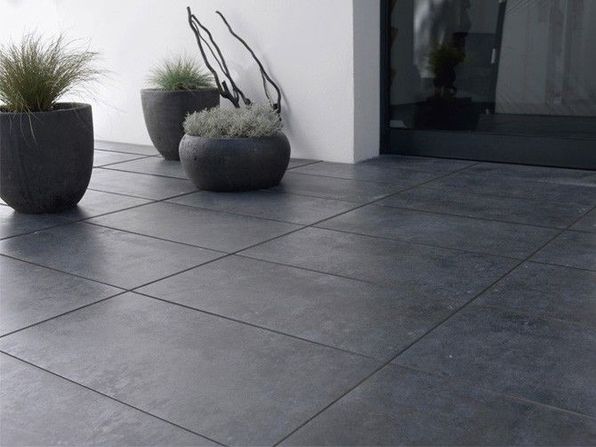 découvrez le prix au m2 d'un carreleur pour la pose de carrelage : tarifs moyens, facteurs de variation et conseils pour estimer votre budget de travaux.