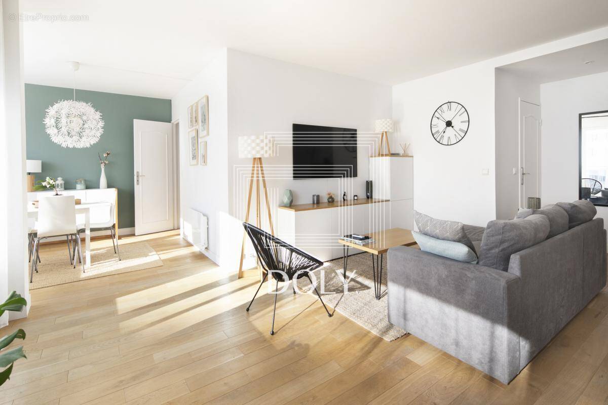 découvrez les meilleurs prix pour votre parquet à montrouge. comparatif, conseils et devis gratuits pour choisir un parquet adapté à votre budget et vos envies.