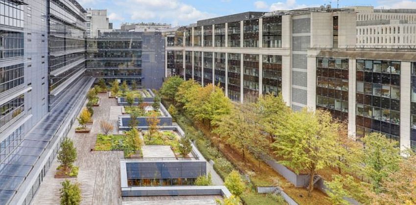 découvrez notre expertise en réhabilitation de bureaux à montrouge : rénovation, modernisation des espaces de travail et optimisation des performances énergétiques pour des locaux fonctionnels et attractifs.