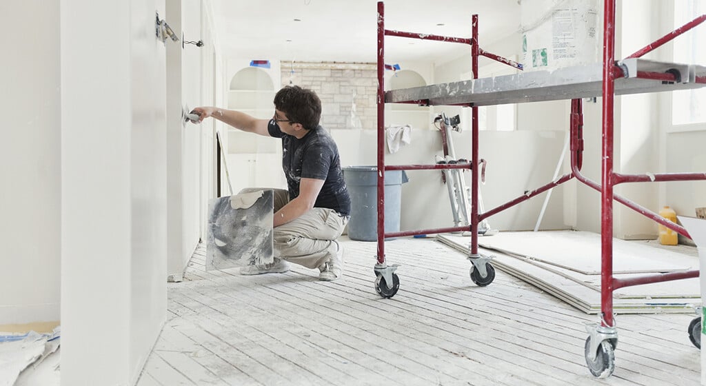 d&eacute;couvrez nos conseils et astuces pour r&eacute;ussir votre r&eacute;novation ! que ce soit pour votre maison ou appartement, am&eacute;liorez votre espace avec les meilleures id&eacute;es, mat&eacute;riaux et tendances en r&eacute;novation.