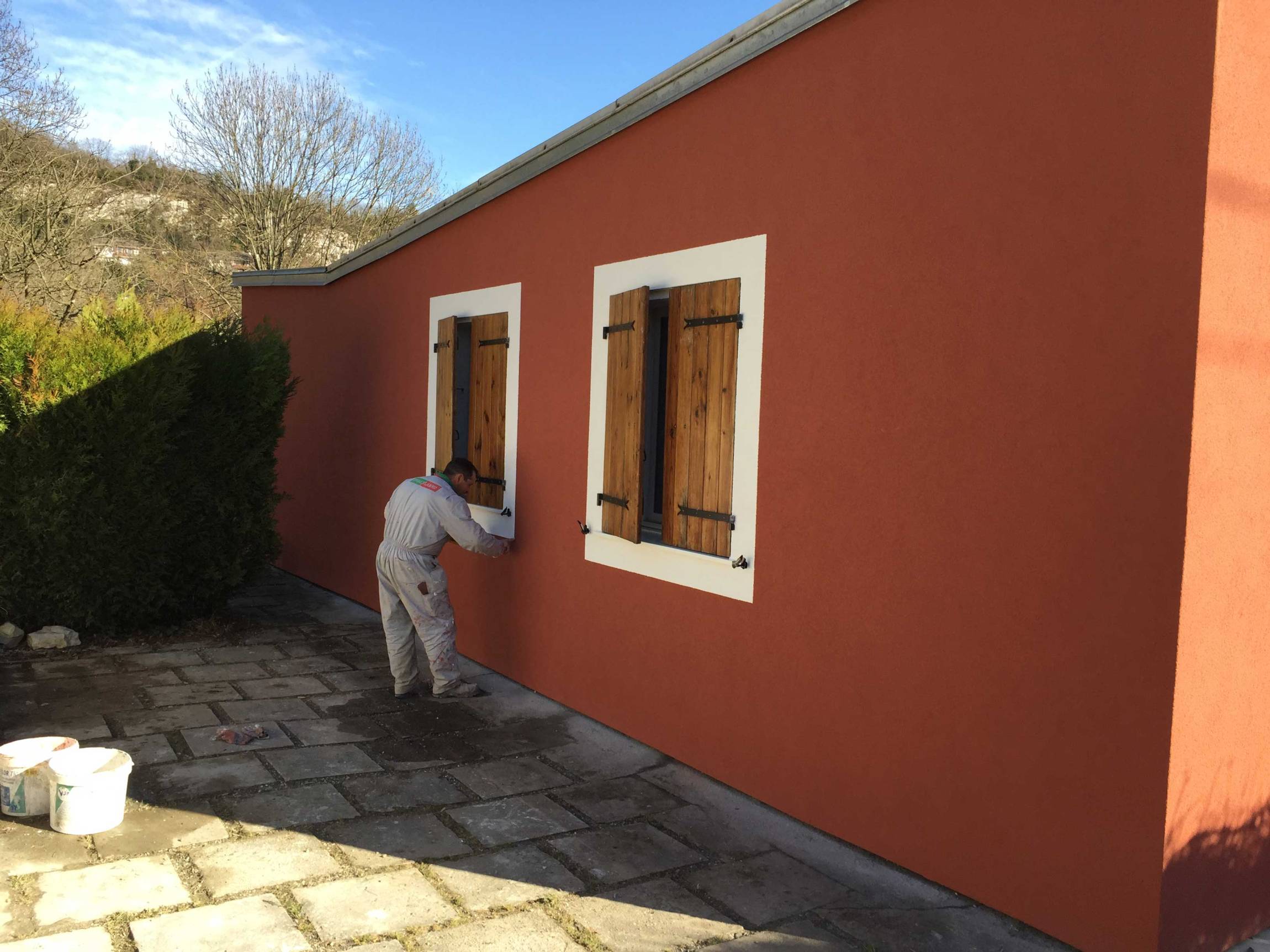 confiez la rénovation de votre façade à montrouge à des experts qualifiés. redonnez éclat et valeur à votre bâtiment grâce à nos solutions sur-mesure et durables. devis gratuit.
