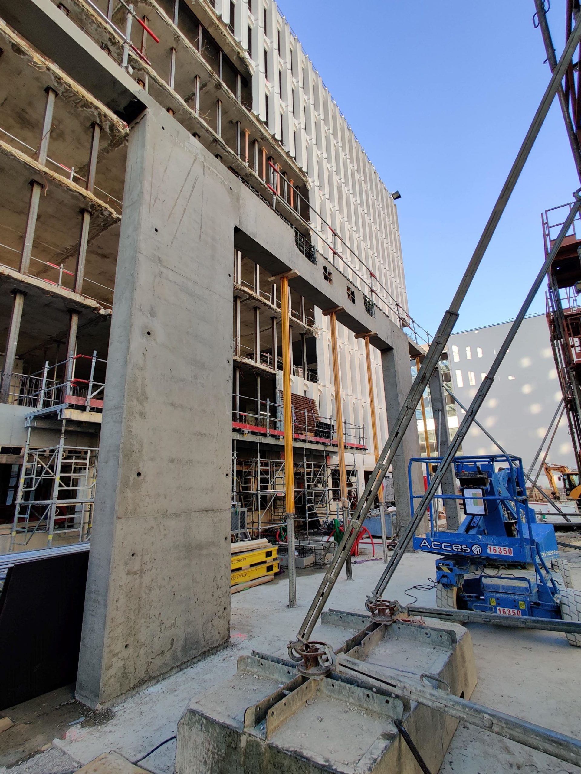 confiez vos travaux de rénovation à montrouge à des experts ! devis gratuit, accompagnement personnalisé pour tous vos projets d’aménagement intérieur et extérieur.