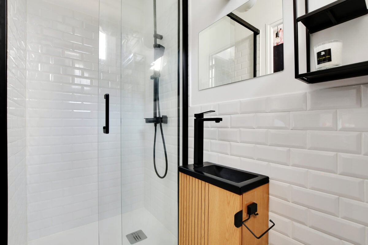 optez pour une r&eacute;novation de salle de bain &eacute;cologique &agrave; montrouge : solutions durables, mat&eacute;riaux naturels et &eacute;conomies d&rsquo;&eacute;nergie pour un espace sain et moderne. devis personnalis&eacute; et conseils experts inclus !