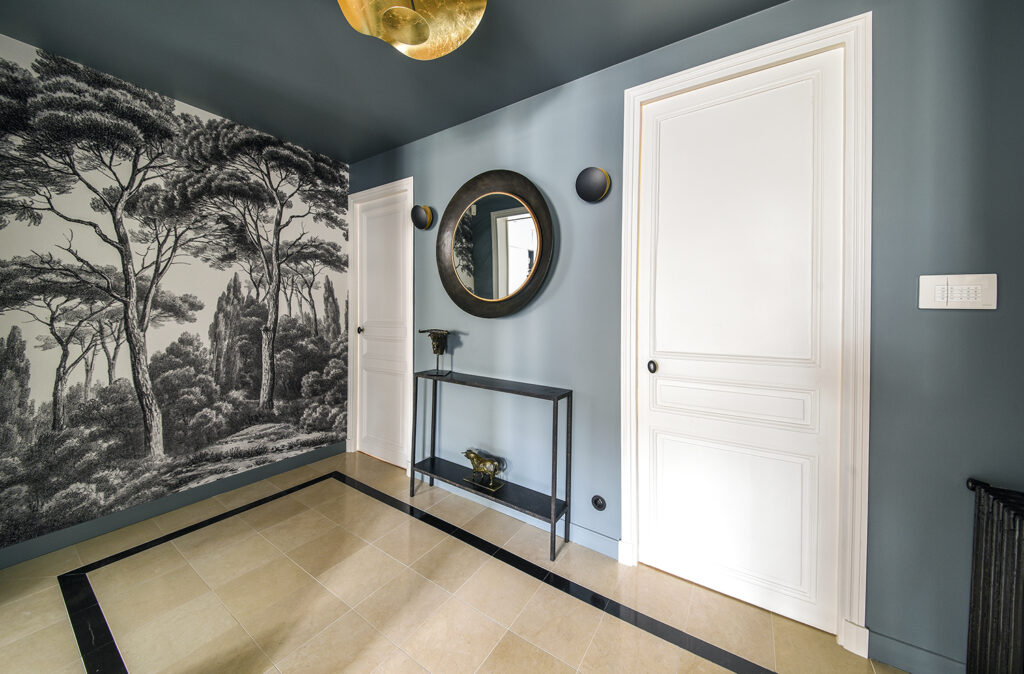expert en rénovation intérieure à paris, spécialisé en menuiserie sur mesure pour sublimer vos espaces de vie.